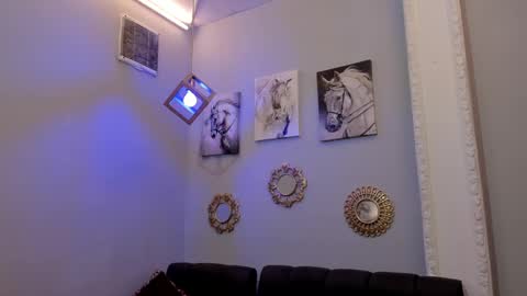 prince_arthur77 online show from February 21, 2025, 3:43 pm