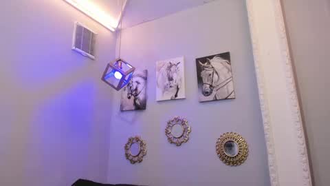 prince_arthur77 online show from March 6, 2025, 3:45 pm