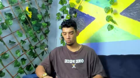 prince_arthur77 online show from September 30, 2025, 1:38 pm