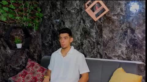 prince_arthur77 online show from February 24, 2026, 2:04 pm