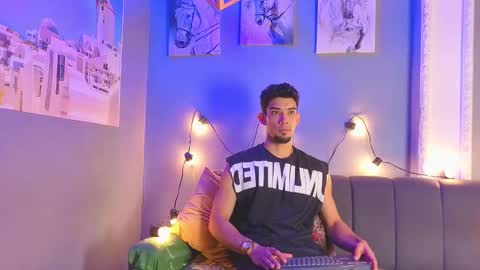 prince_arthur77 online show from March 14, 2026, 2:33 pm