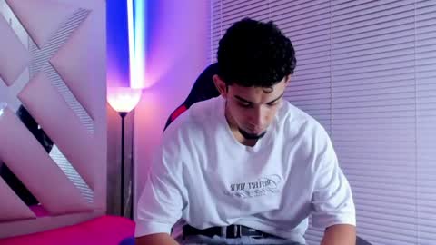 prince_arthur77 online show from July 21, 2026, 2:19 pm