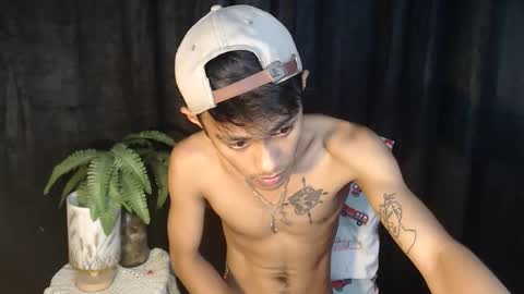 Snapshot of prince_gray69 chatting on October 13, 2025, 9:53 am Prince online show from October 13, 2025, 9:53 am
