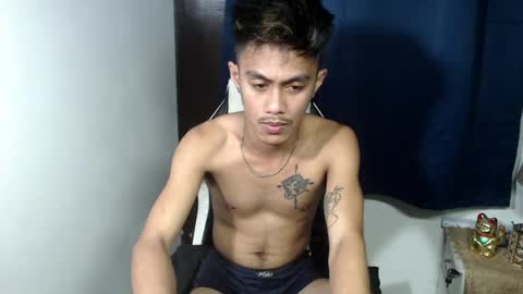 Snapshot of prince_gray69 chatting on July 19, 2026, 12:53 pm Prince online show from July 19, 2026, 12:53 pm