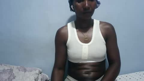 Snapshot of prince_maynard chatting on March 18, 2026, 9:01 am prince maynard online show from March 18, 2026, 9:01 am
