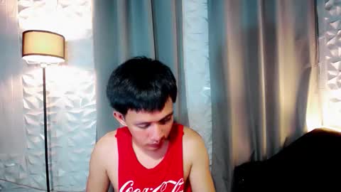 Snapshot of prince_zaijan chatting on May 28, 2026, 7:44 pm Prince Zaijan online show from May 28, 2026, 7:44 pm