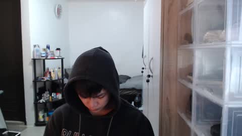 Snapshot of princeadrianx chatting on January 29, 2025, 7:25 am Prince Adrian online show from January 29, 2025, 7:25 am