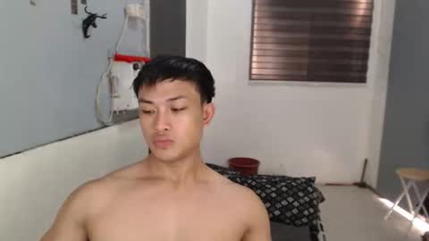 Snapshot of princeadrianx chatting on October 16, 2025, 7:09 am Prince Adrian online show from October 16, 2025, 7:09 am