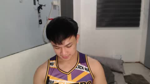 Snapshot of princeadrianx chatting on November 3, 2025, 6:20 pm Prince Adrian online show from November 3, 2025, 6:20 pm