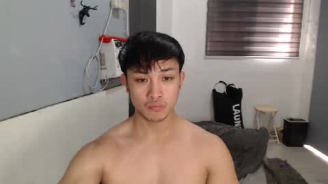 Snapshot of princeadrianx chatting on November 26, 2025, 5:41 am Prince Adrian online show from November 26, 2025, 5:41 am