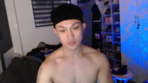Snapshot of princeadrianx chatting on April 2, 2026, 5:38 am Prince Adrian online show from April 2, 2026, 5:38 am