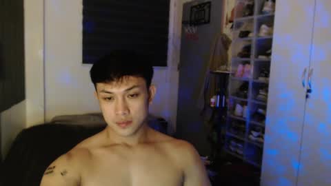 Snapshot of princeadrianx chatting on April 22, 2026, 4:41 pm Prince Adrian online show from April 22, 2026, 4:41 pm