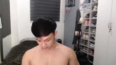 Snapshot of princeadrianx chatting on April 28, 2026, 5:51 pm Prince Adrian online show from April 28, 2026, 5:51 pm