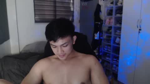Snapshot of princeadrianx chatting on July 4, 2026, 6:41 am Prince Adrian online show from July 4, 2026, 6:41 am