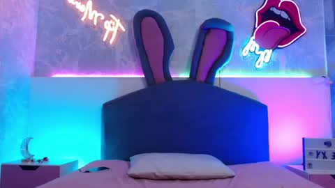 Snapshot of princeapolo_anki chatting on November 27, 2025, 3:30 am Prince online show from November 27, 2025, 3:30 am
