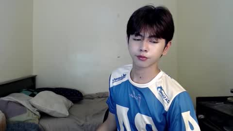 princecalix online show from October 15, 2025, 3:28 am