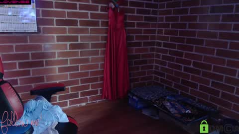 Leia online show from March 3, 2025, 7:39 pm