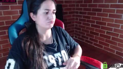 Leia online show from November 8, 2025, 9:57 pm