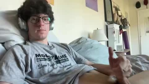 Peaches online show from September 20, 2025, 8:54 pm