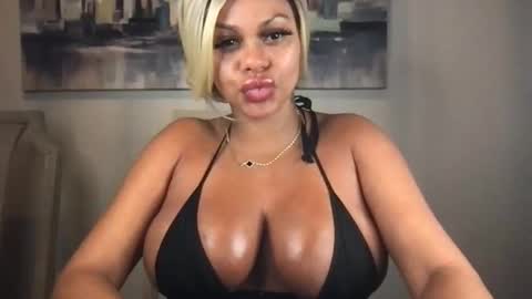 princess1tick online show from April 12, 2026, 9:42 pm