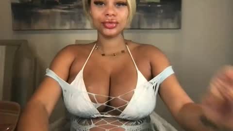 princess1tick online show from April 27, 2026, 7:12 pm