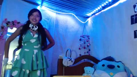  Elia  online show from October 15, 2025, 11:05 pm