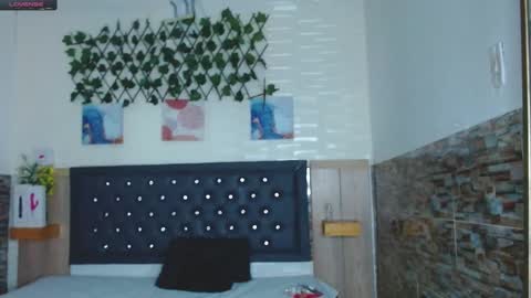 Princess Martinez online show from December 17, 2024, 5:47 pm