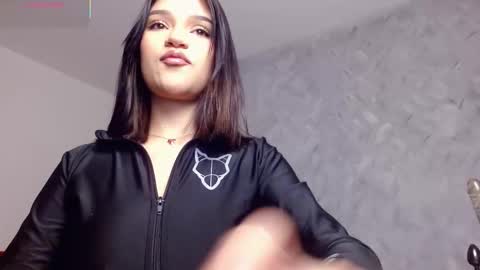 Roxxi  online show from February 8, 2026, 8:40 am