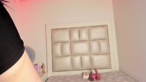 princess_tokyo_ online show from December 1, 2025, 4:28 am