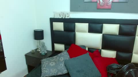 princess_violetx online show from November 23, 2025, 10:42 pm