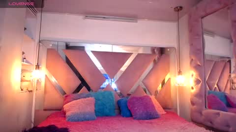 princessa_charlotte online show from June 20, 2026, 8:00 pm
