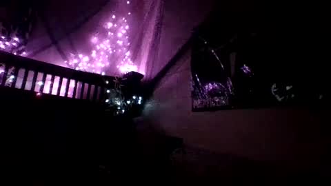 Holly love online show from October 1, 2025, 3:45 am