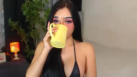 PrincessDONT FORGET TO FOLLOW ME online show from December 1, 2024, 5:02 pm