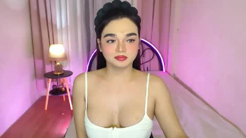 Snapshot of princesshugecumontop chatting on June 19, 2026, 10:52 am PrincessDONT FORGET TO FOLLOW ME online show from June 19, 2026, 10:52 am
