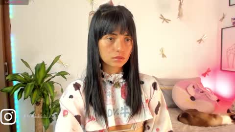 princessluna_14 online show from April 21, 2026, 9:50 pm