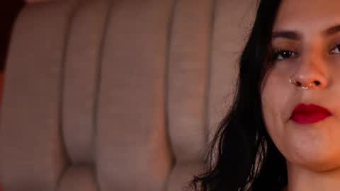 Lu online show from April 21, 2026, 7:39 pm