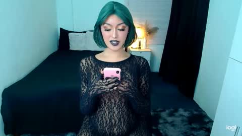 Snapshot of princessofcums69 chatting on March 10, 2025, 9:10 am Love online show from March 10, 2025, 9:10 am