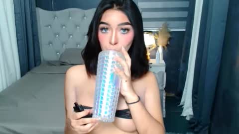Snapshot of princessofcums69 chatting on October 2, 2025, 10:55 am Love online show from October 2, 2025, 10:55 am