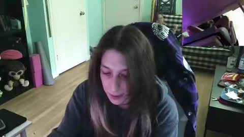 Snapshot of princesstyff chatting on September 14, 2025, 9:14 pm Tyff et Blast online show from September 14, 2025, 9:14 pm