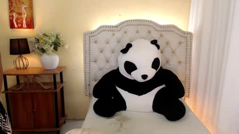 princessyanzy1 online show from February 6, 2025, 12:22 am