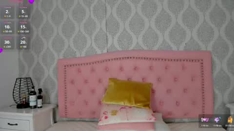 Marcela online show from April 21, 2026, 6:44 pm