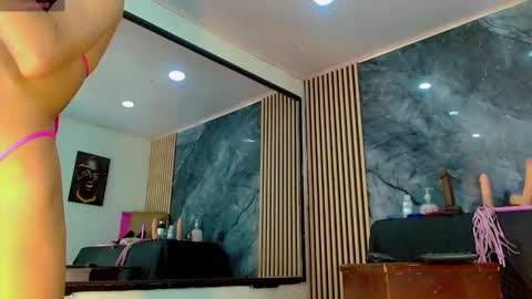 Snapshot of priscilarainbow chatting on March 12, 2025, 6:55 pm priscilarainbow online show from March 12, 2025, 6:55 pm