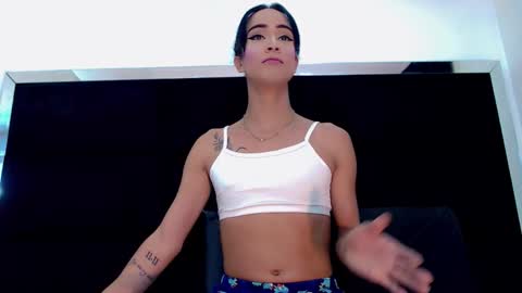 priscilarainbow online show from April 25, 2026, 3:53 pm