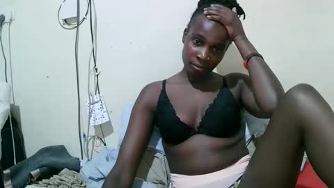 pritty_amber online show from March 18, 2026, 8:45 pm