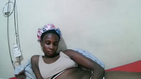 pritty_amber online show from April 22, 2026, 12:57 am