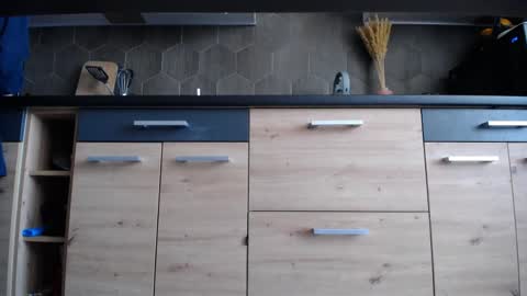 Space online show from April 18, 2026, 8:07 am