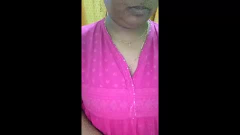 priyachocolaty online show from February 2, 2026, 8:40 pm