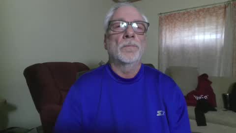 Snapshot of prlbob77 chatting on January 13, 2026, 10:04 pm prlbob77 online show from January 13, 2026, 10:04 pm