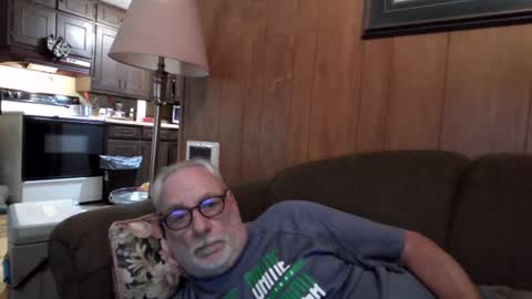 Snapshot of prlbob77 chatting on July 1, 2026, 11:48 pm prlbob77 online show from July 1, 2026, 11:48 pm