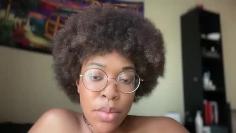 Snapshot of productivepussy chatting on December 14, 2025, 9:30 pm ProductivePorn online show from December 14, 2025, 9:30 pm